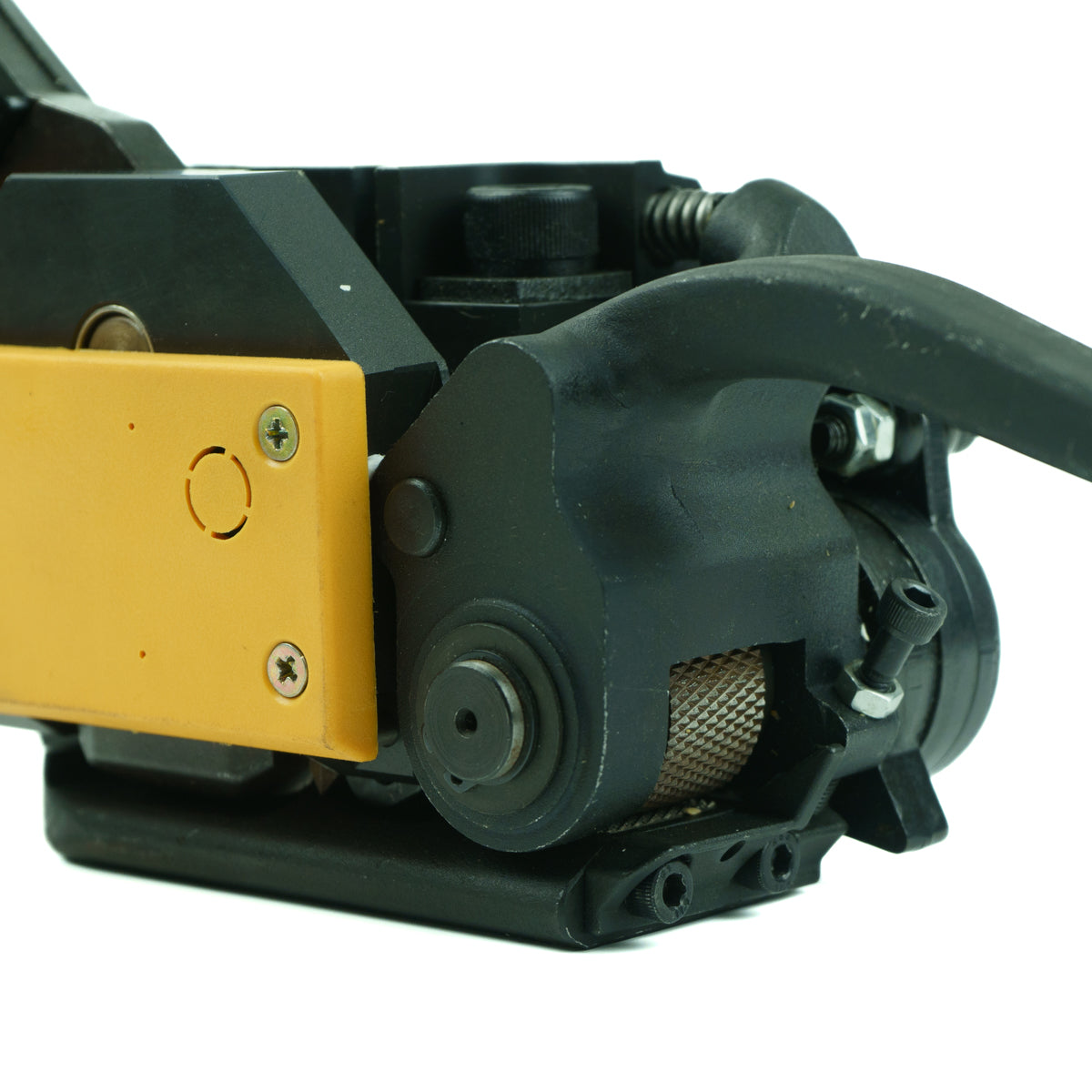 Enzunchadora multifuncional para acero que tensa, sella y corta