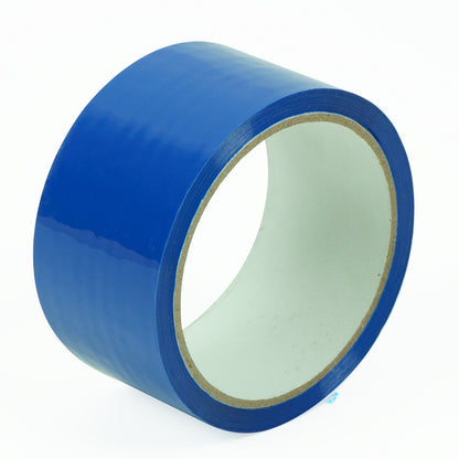 Rollo de cinta azul de embalaje 48 mm x 40 mts, vista en ángulo