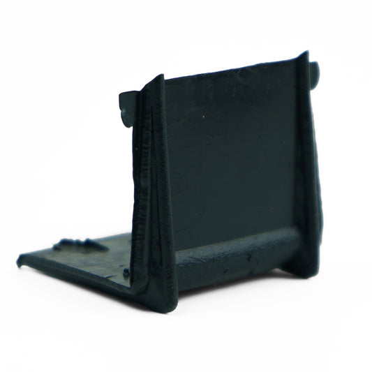Esquinero plástico negro de 3 x 3 cm para zuncho