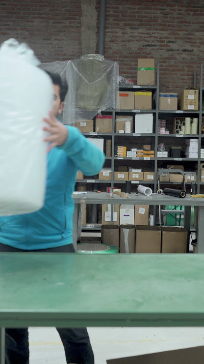 Video: cómo embalar un producto frágil con plástico burbuja Japipack de 50 cm de ancho x 50 mts