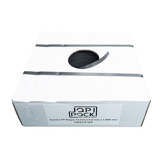 Caja dispensadora Japipack con el zuncho PP negro saliendo por el orificio